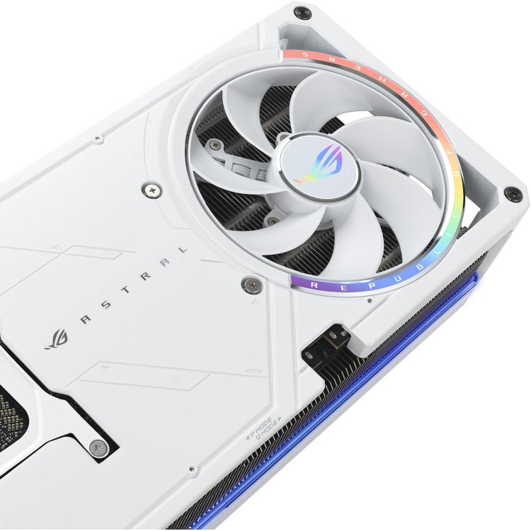 خرید Asus ROG Astral GeForce RTX 5090 OC - نسخه سفید - حافظه ۳۲ گیگابایت